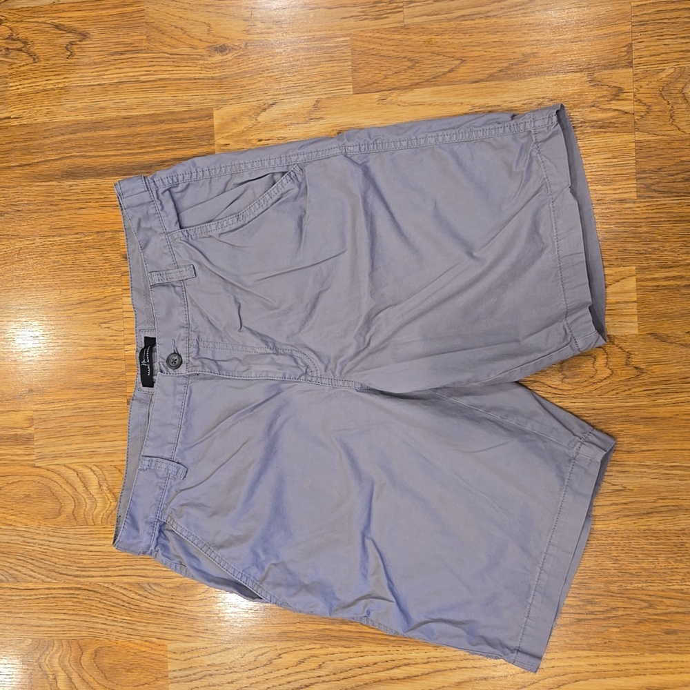 Men's Mark Anthony, Size 32 grey shorts